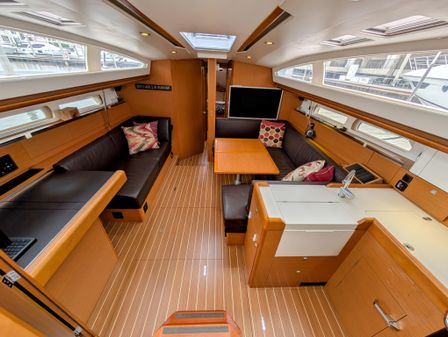 Jeanneau Sun Odyssey 44 DS image