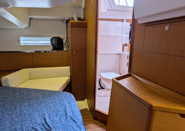 Jeanneau Sun Odyssey 44 DS image