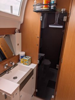 Jeanneau Sun Odyssey 44 DS image