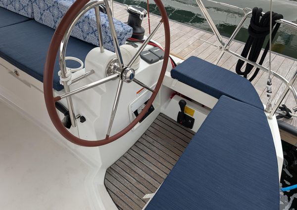 Jeanneau Sun Odyssey 44 DS image