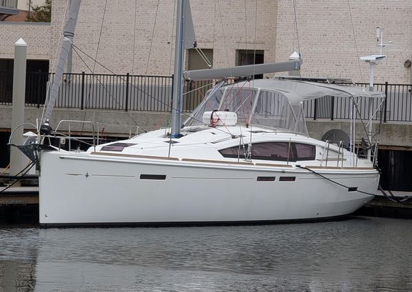 Jeanneau Sun Odyssey 44 DS image