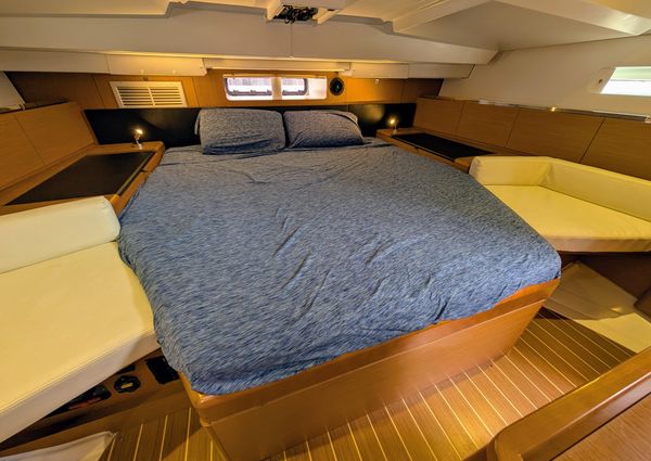 Jeanneau Sun Odyssey 44 DS image