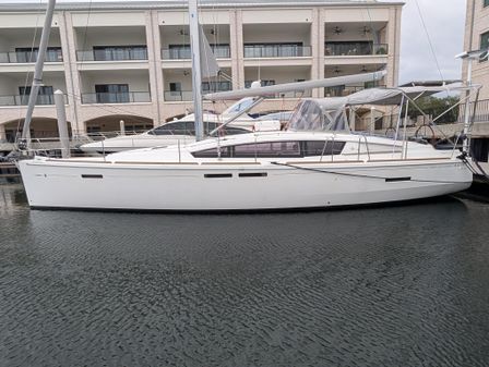 Jeanneau Sun Odyssey 44 DS image