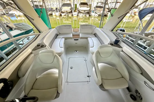 Crownline 260 LS image