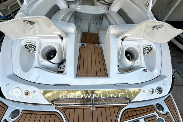 Crownline 260-LS image