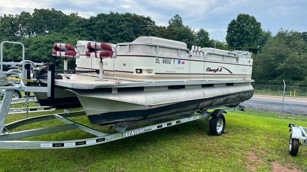 Tahoe Pontoon Sierra - 20'