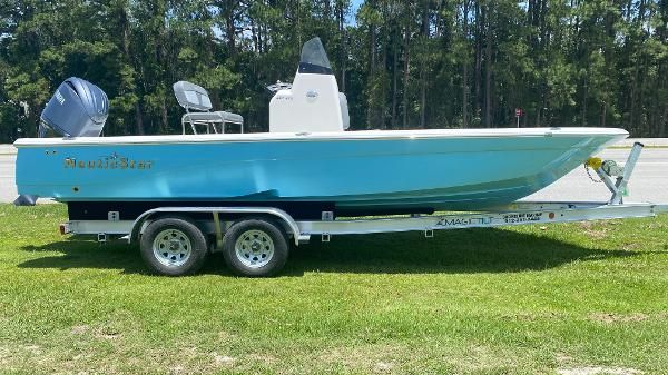 NauticStar 227XTS 