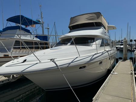 Cruisers Yachts 3650 Aft Cabin image