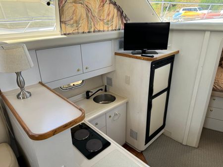 Cruisers Yachts 3650 Aft Cabin image