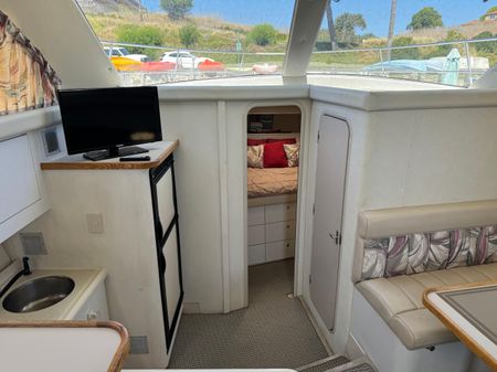 Cruisers Yachts 3650 Aft Cabin image