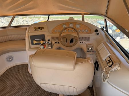 Cruisers Yachts 3650 Aft Cabin image