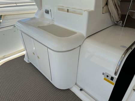 Cruisers Yachts 3650 Aft Cabin image