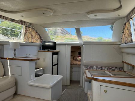 Cruisers Yachts 3650 Aft Cabin image