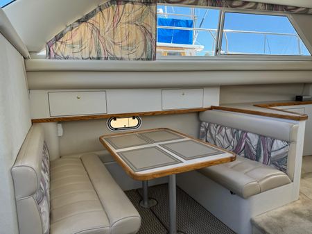 Cruisers Yachts 3650 Aft Cabin image