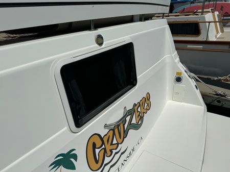 Cruisers Yachts 3650 Aft Cabin image