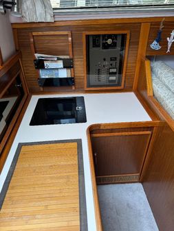 Sea Ray 340 Express Cruiser image