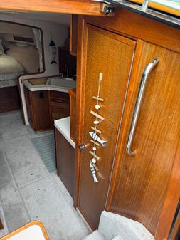 Sea Ray 340 Express Cruiser image