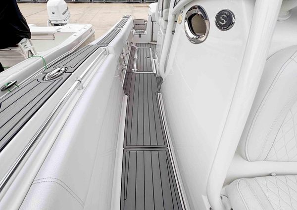 Sportsman Open 312 Center Console image