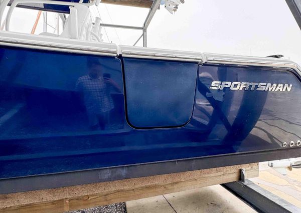 Sportsman Open 312 Center Console image