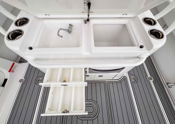 Sportsman Open 312 Center Console image