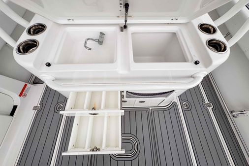 Sportsman Open 312 Center Console image