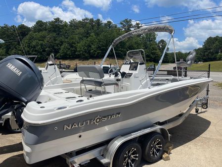 NauticStar 211 Hybrid image