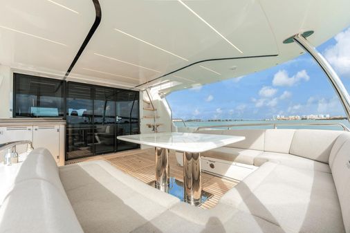 Galeon 800 Fly image