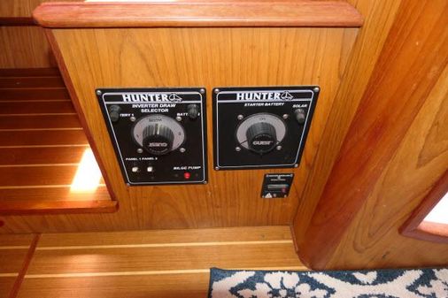 Hunter 460 image