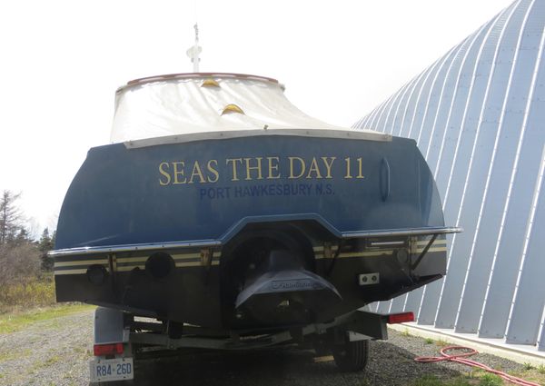 Hinckley Picnic Boat EP image