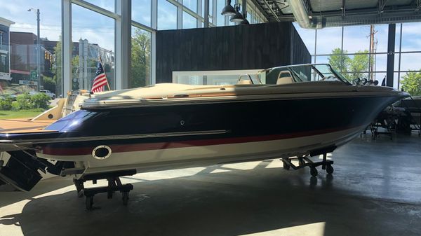 Chris-Craft Launch 27