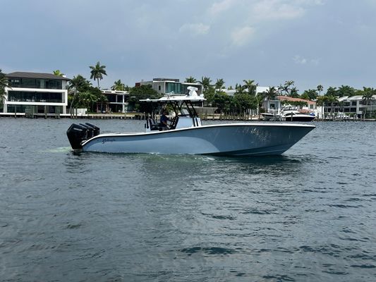 Yellowfin 34 Offshore - main image