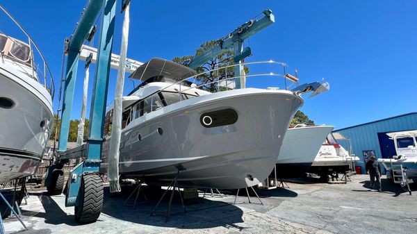 Beneteau Swift Trawler 41 Fly