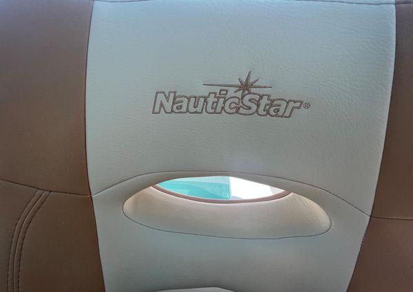NauticStar 28XS image