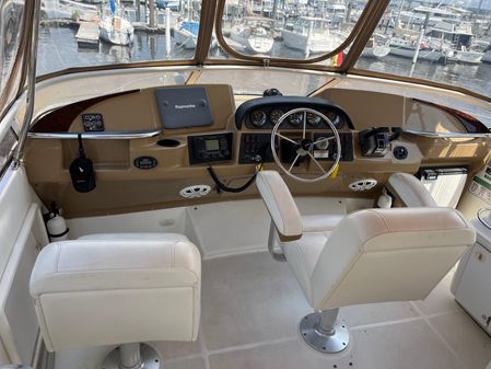 Carver 366 Motor Yacht image