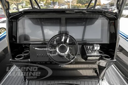 Nor-Tech 390 Sport Center Console image