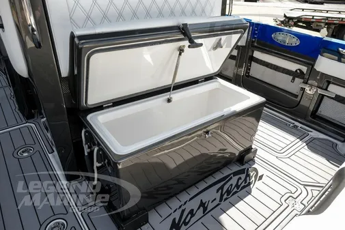 Nor-Tech 390 Sport Center Console image