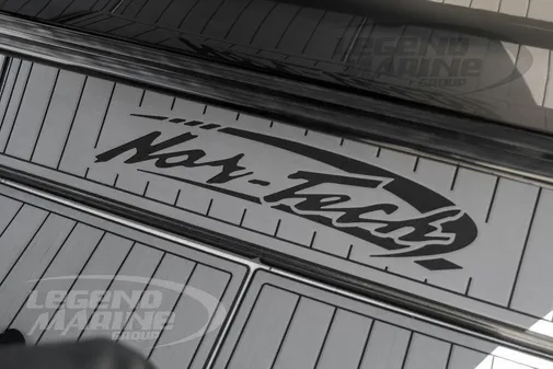 Nor-Tech 390 Sport Center Console image