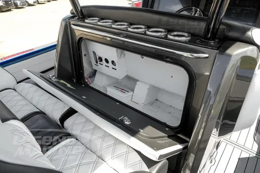 Nor-Tech 390 Sport Center Console image