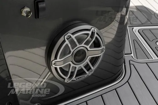 Nor-Tech 390 Sport Center Console image