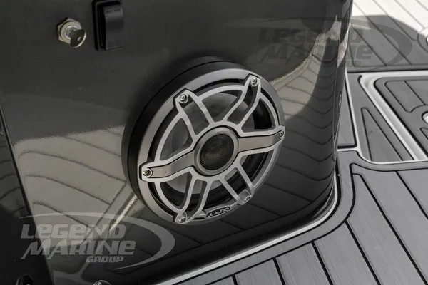 Nor-tech 390-SPORT-CENTER-CONSOLE image