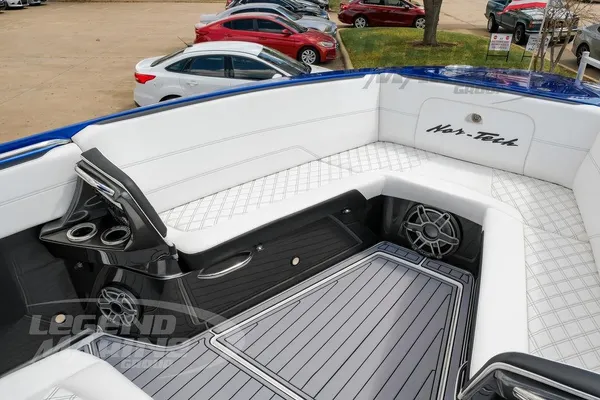 Nor-tech 390-SPORT-CENTER-CONSOLE image