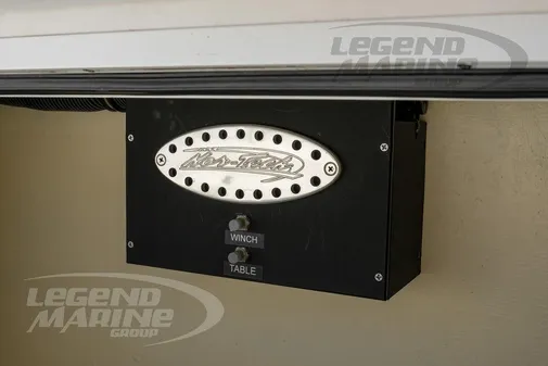 Nor-Tech 390 Sport Center Console image