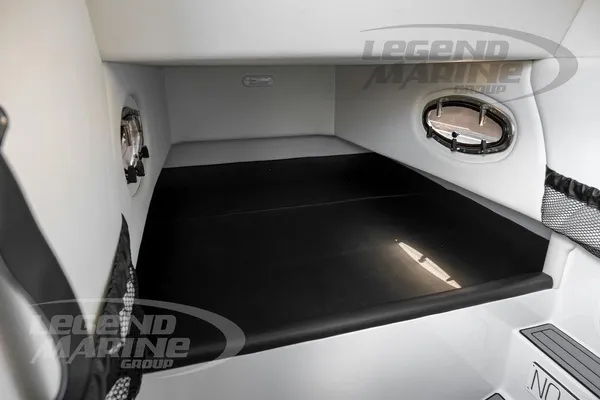 Nor-tech 390-SPORT-CENTER-CONSOLE image