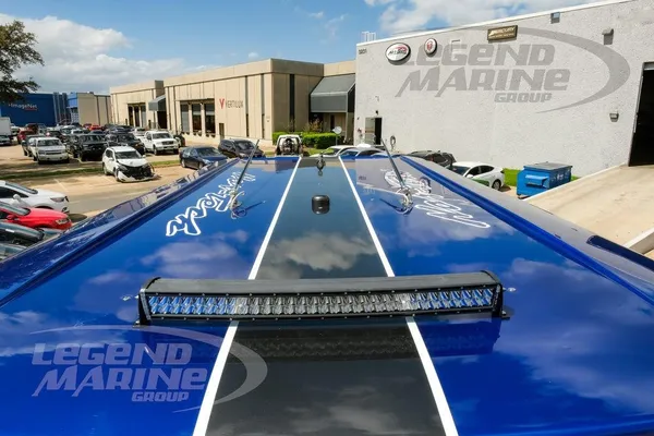 Nor-tech 390-SPORT-CENTER-CONSOLE image