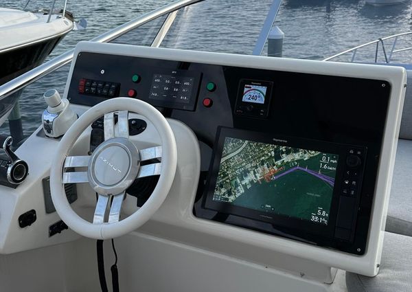 Azimut 53 Flybridge image