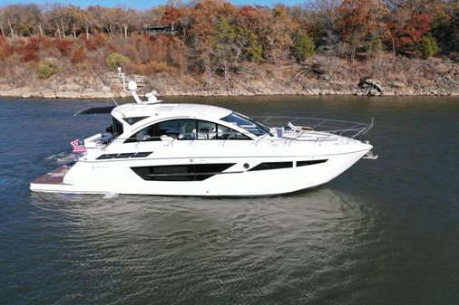 Cruisers Yachts 50 Cantius image