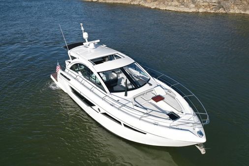 Cruisers Yachts 50 Cantius image