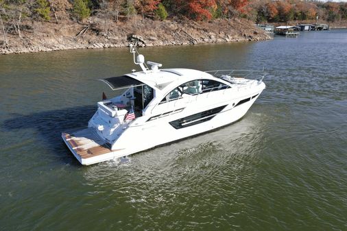 Cruisers Yachts 50 Cantius image