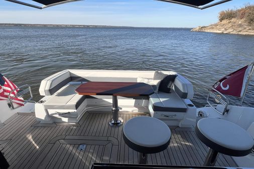 Cruisers Yachts 50 Cantius image