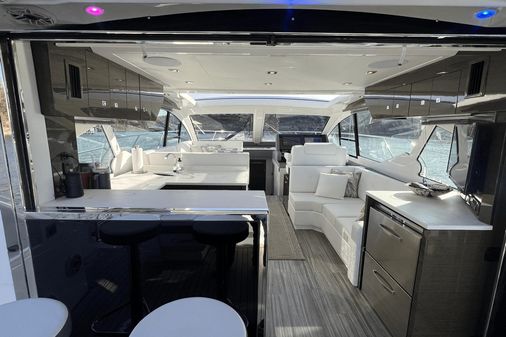 Cruisers Yachts 50 Cantius image